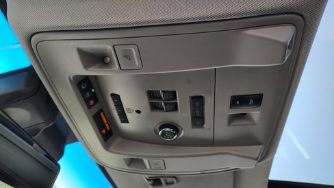 Used 2017 Cadillac Escalade Luxury image 33