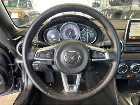 Used 2017 MAZDA MX-5 Miata RF Grand Touring image 11