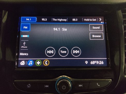 Used 2020 Chevrolet Trax LT w/ Driver Confidence Package image 25