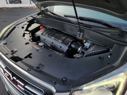 Used 2015 GMC Acadia SLT image 21