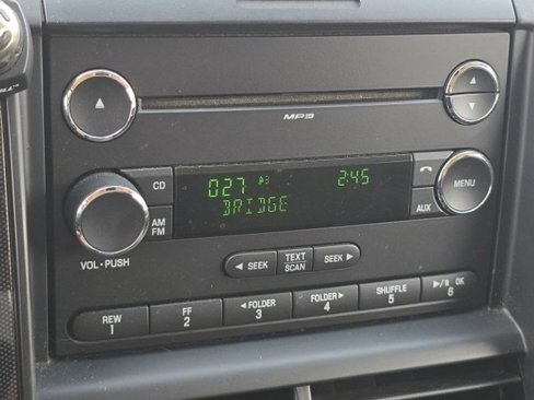 Used 2010 Ford Explorer Sport Trac XLT image 21