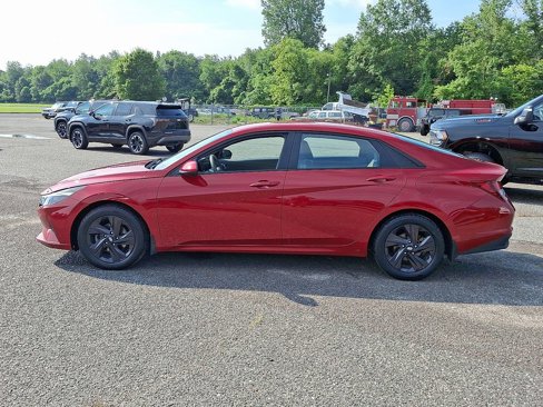 Used 2022 Hyundai Elantra SEL image 7