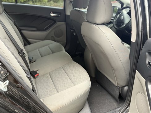 Used 2015 Kia Forte LX image 16
