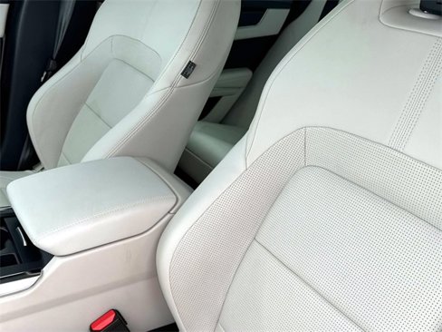 New 2024 Jaguar XF R-Dynamic SE image 18