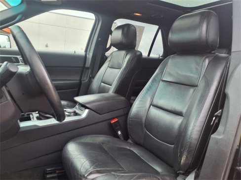 Used 2013 Ford Explorer XLT image 6