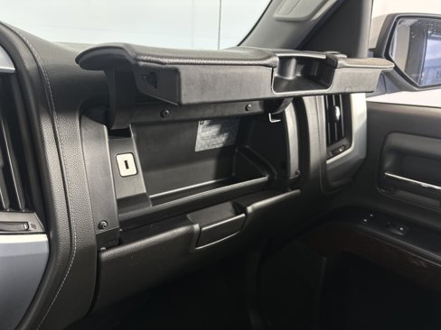 Used 2018 GMC Sierra 1500 SLE w/ SLE Value Package image 29