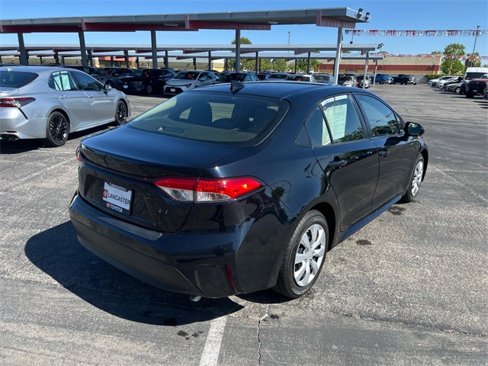 Certified 2023 Toyota Corolla LE image 5