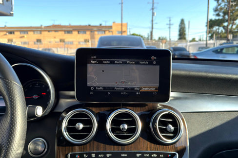Used 2019 Mercedes-Benz GLC 300 4MATIC image 13