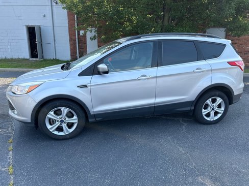 Used 2014 Ford Escape SE w/ Equipment Group 201A image 2
