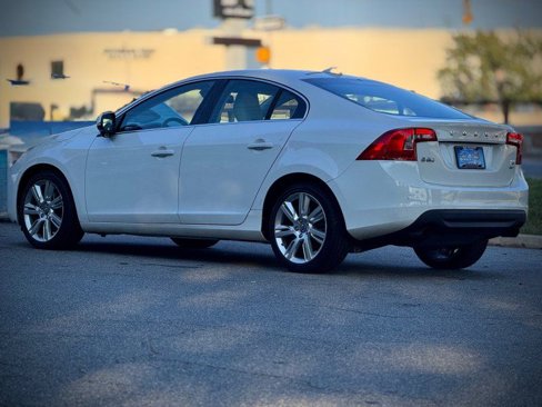 Used 2011 Volvo S60 T6 image 5