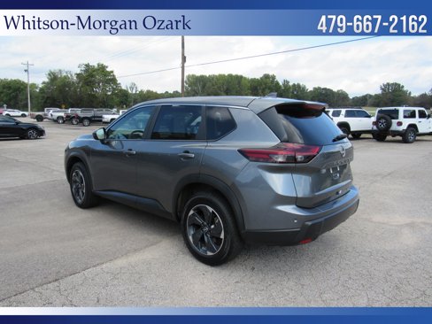 Used 2024 Nissan Rogue SV image 7