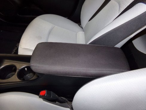 Used 2018 Toyota Prius Two image 23