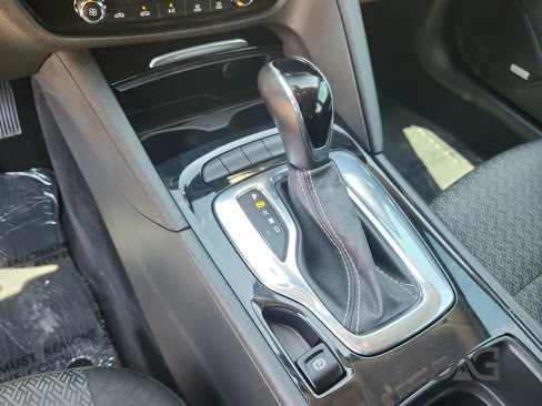 Used 2019 Buick Regal Preferred w/ Sights and Sounds Package image 31