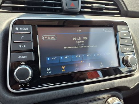 Certified 2025 Nissan Versa S image 6