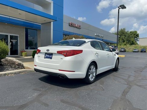 Used 2011 Kia Optima EX image 7