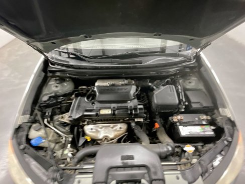 Used 2010 Hyundai Elantra GLS image 25