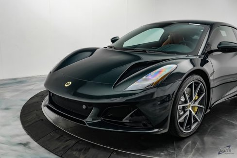 New 2025 Lotus Emira image 5