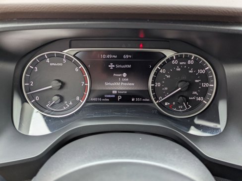 Used 2021 Nissan Rogue SL image 8