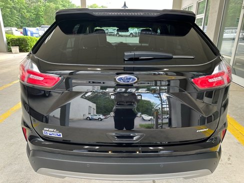 Used 2023 Ford Edge SEL w/ Convenience Package image 11
