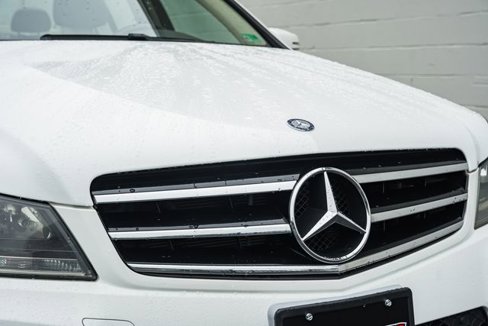Used 2014 Mercedes-Benz C 300 4MATIC Sedan image 11