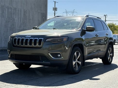 Used 2019 Jeep Cherokee Limited image 11