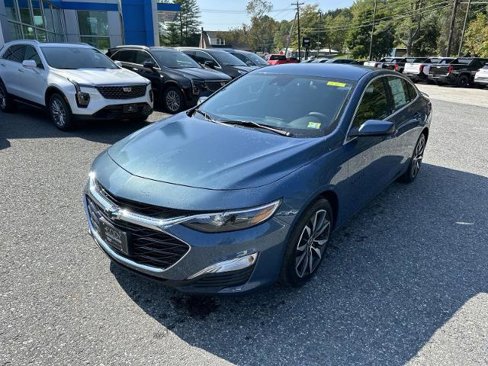 New 2025 Chevrolet Malibu RS image 1