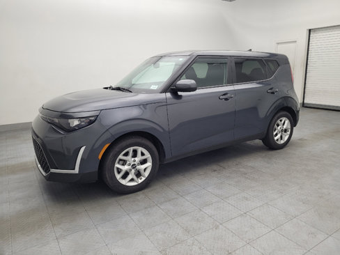 Used 2023 Kia Soul LX w/ LX Technology Package image 2