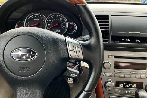 Used 2006 Subaru Outback 3.0R L.L. Bean w/ Popular Equipment Group 1E image 17