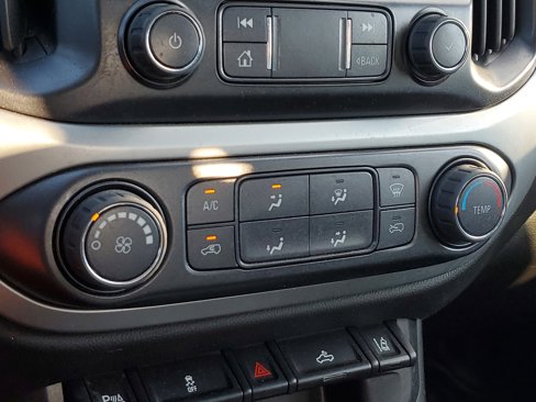 Used 2022 Chevrolet Colorado LT w/ Fleet Safety Package image 27