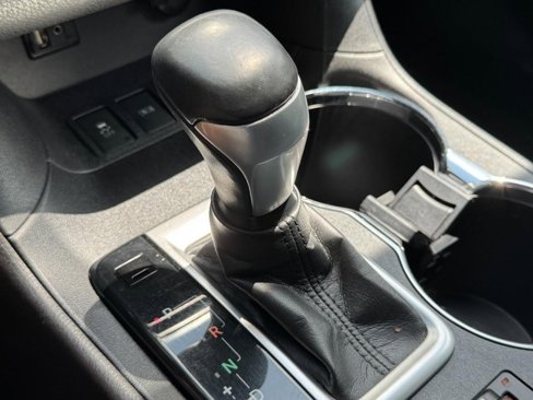 Used 2016 Toyota Highlander Limited image 22