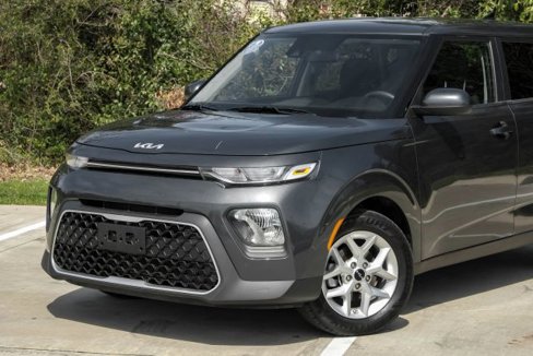 Used 2022 Kia Soul LX w/ Technology Package image 5