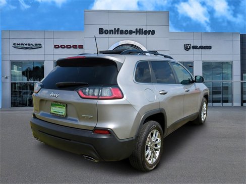 Used 2022 Jeep Cherokee Latitude Lux w/ Sun & Sound Group image 4