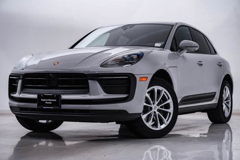 Certified 2025 Porsche Macan image 1