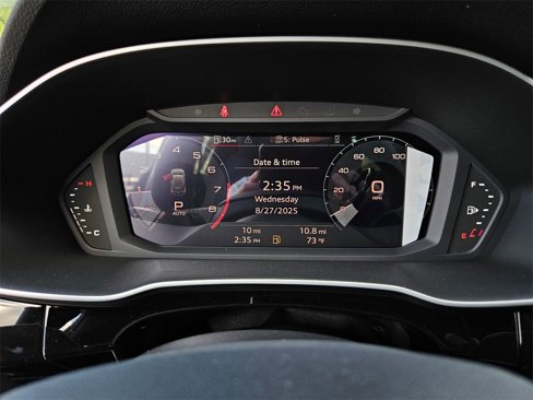 New 2025 Audi Q3 2.0T Premium image 14