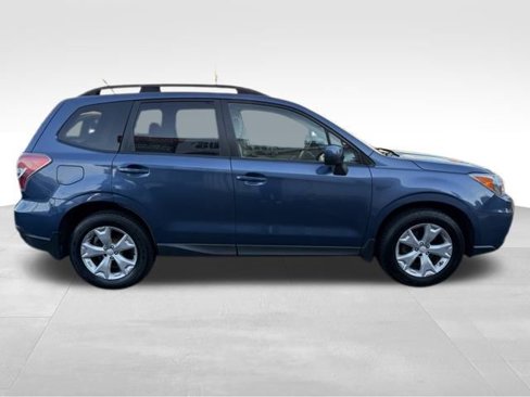 Used 2014 Subaru Forester 2.5i Premium w/ All-Weather Package image 5