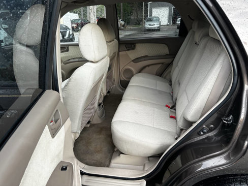Used 2007 Kia Sportage LX image 14