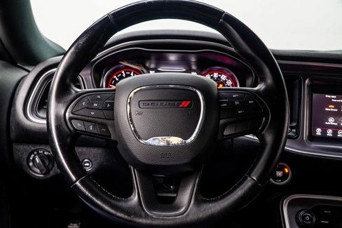 Used 2019 Dodge Challenger SXT image 28