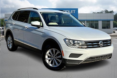 Used 2018 Volkswagen Tiguan SE image 3