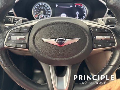 Used 2023 Genesis G70 2.0T image 22