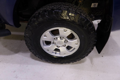 Used 2015 Toyota Tacoma 4x4 Double Cab w/ TRD Off-Road Package image 35