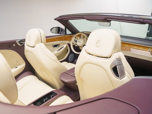 Used 2022 Bentley Continental GT image 17