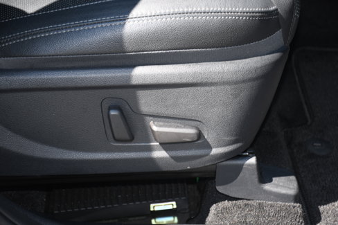 Used 2019 Hyundai Santa Fe Limited image 23
