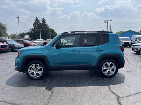 Used 2022 Jeep Renegade Limited image 8