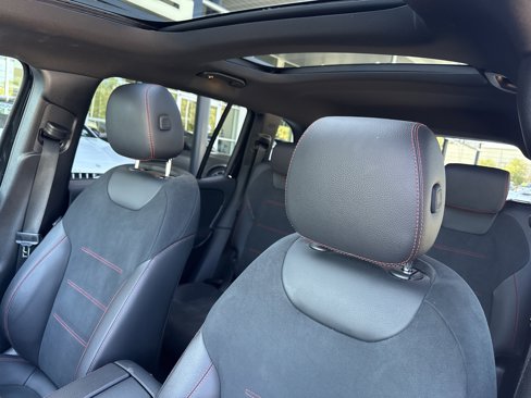 Certified 2021 Mercedes-Benz GLB 250 image 25
