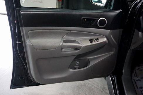 Used 2009 Toyota Tacoma X-Runner image 23