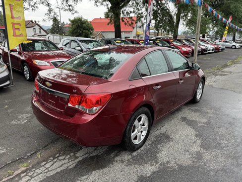 Used 2015 Chevrolet Cruze LT w/ Sun And Sound Package image 6