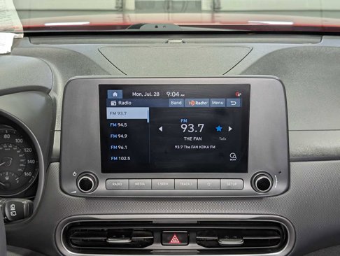 Used 2022 Hyundai Kona SEL image 17