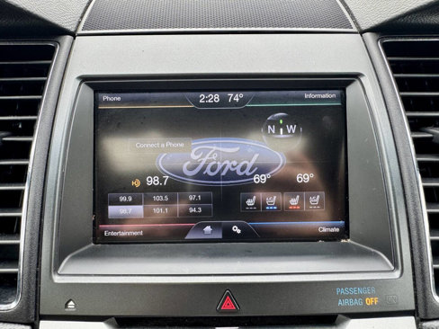 Used 2013 Ford Taurus Limited image 21