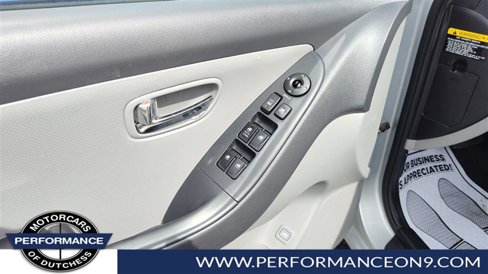Used 2010 Hyundai Elantra GLS image 10