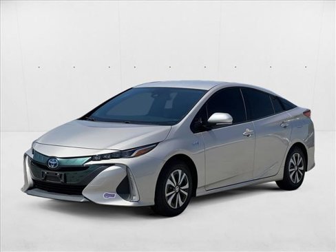 Used 2018 Toyota Prius Prime Plus image 1